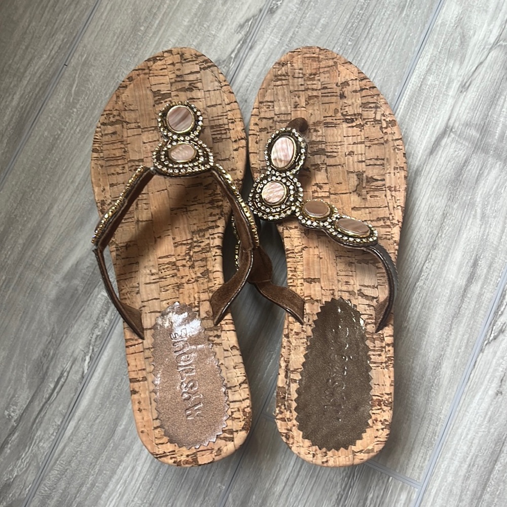 Mystique Wedged Sandals Size 8